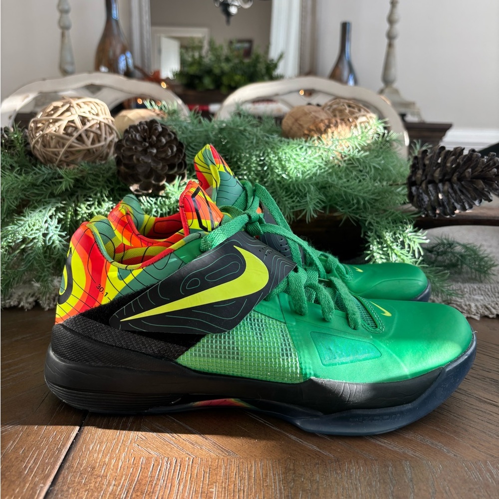 Zoom KD 4 ‘Weatherman’ 2024